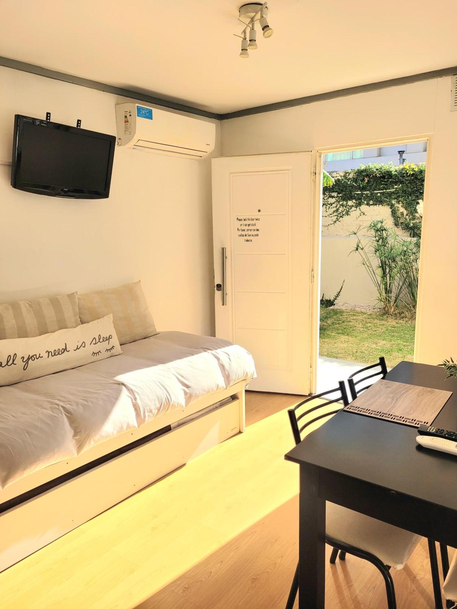 "Casa Amalia Apartamentos" Plaza Italia Y Av Aristides A 50Mts, Lugar Con Jardin Mendoza Exterior foto