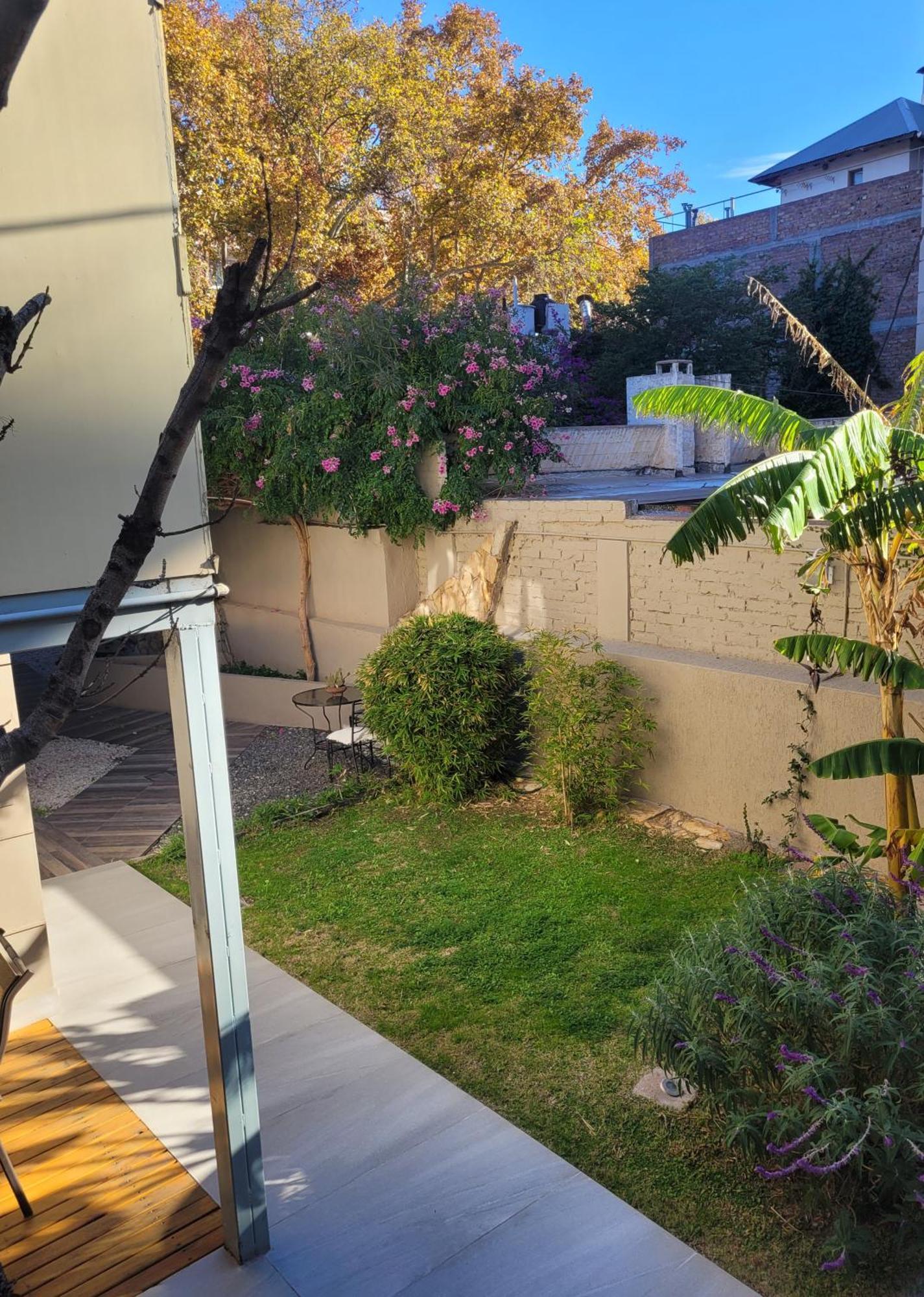 "Casa Amalia Apartamentos" Plaza Italia Y Av Aristides A 50Mts, Lugar Con Jardin Mendoza Exterior foto
